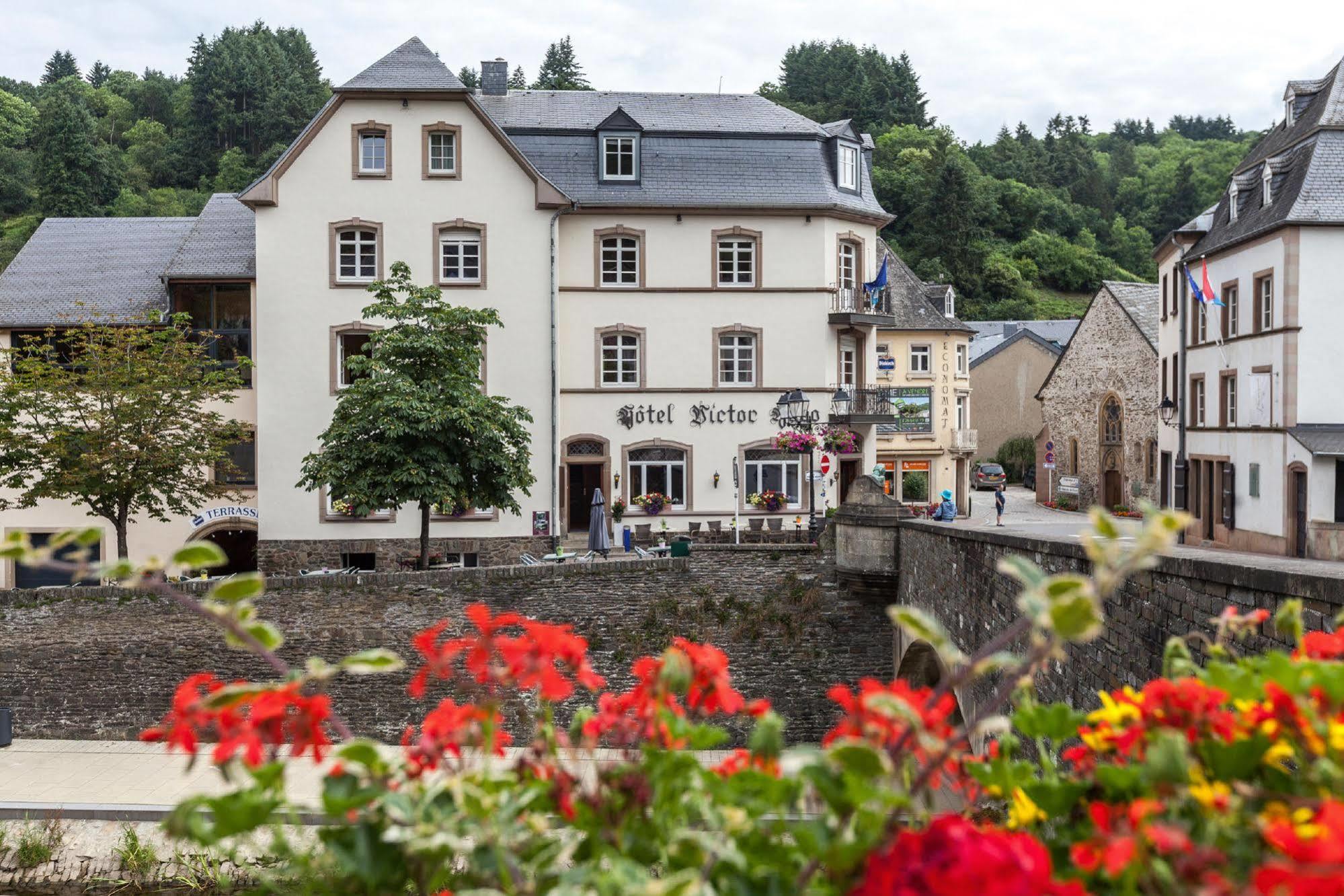 Hotel - Restaurant " Victor Hugo" Vianden Exterior photo